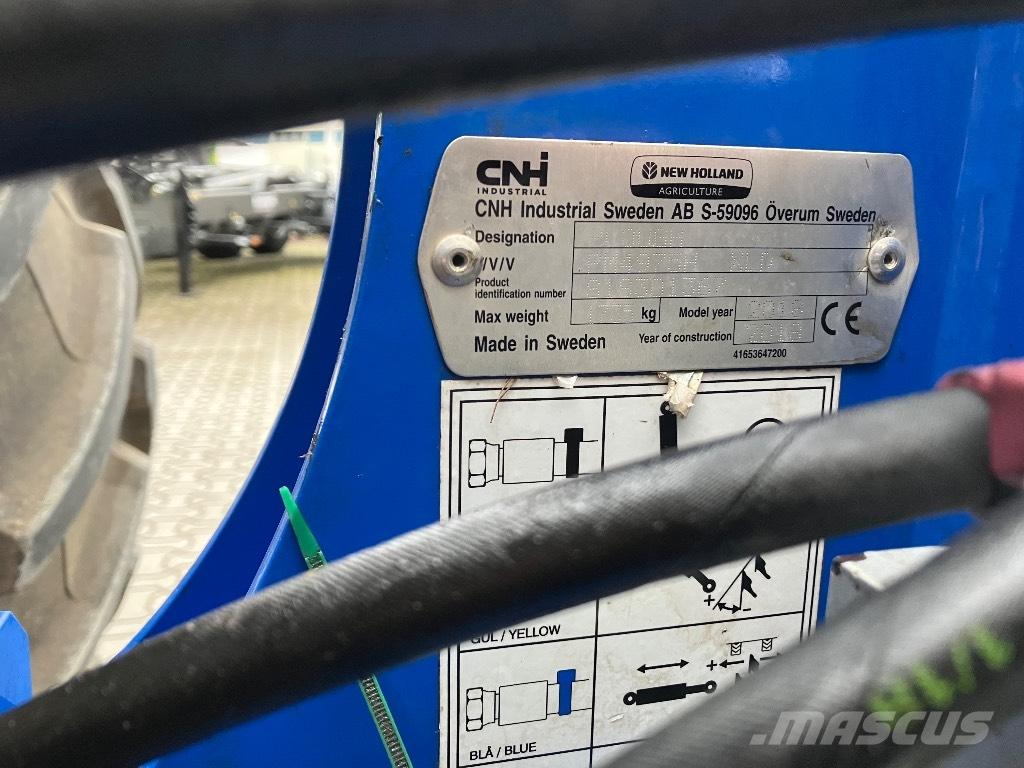 New Holland PM 4975H Aratri reversibili
