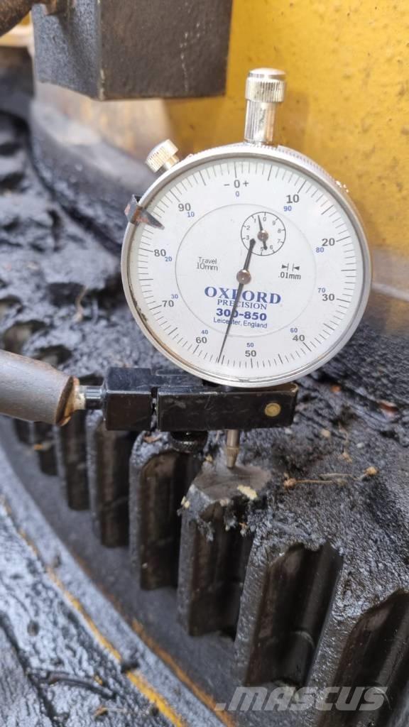 Grove GMK 3055 Gru per tutti i terreni