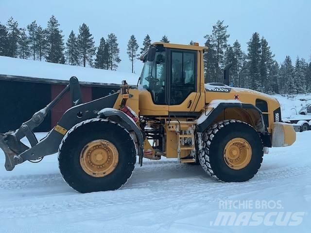 Volvo L120G Pale gommate