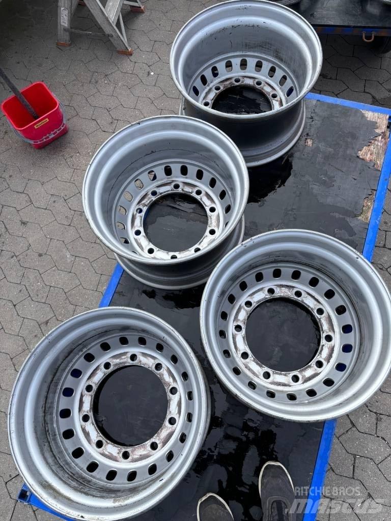 Scania P Pneumatici, ruote e cerchioni