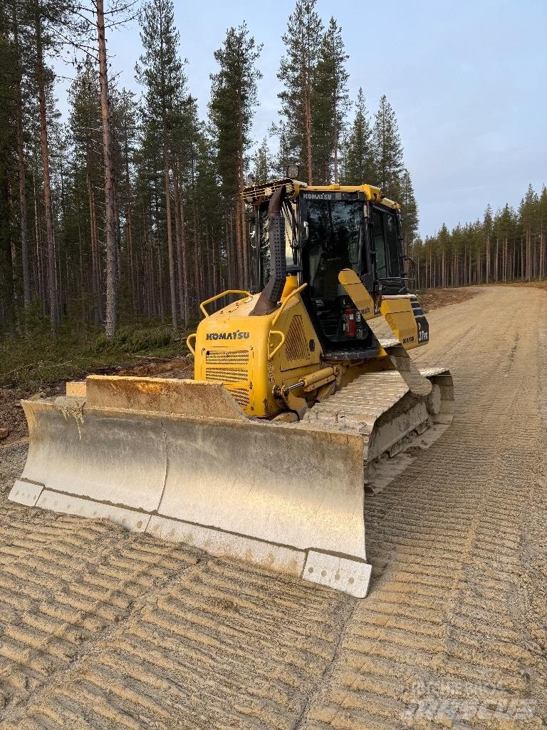 Komatsu D 37 PX-23 Dozer cingolati