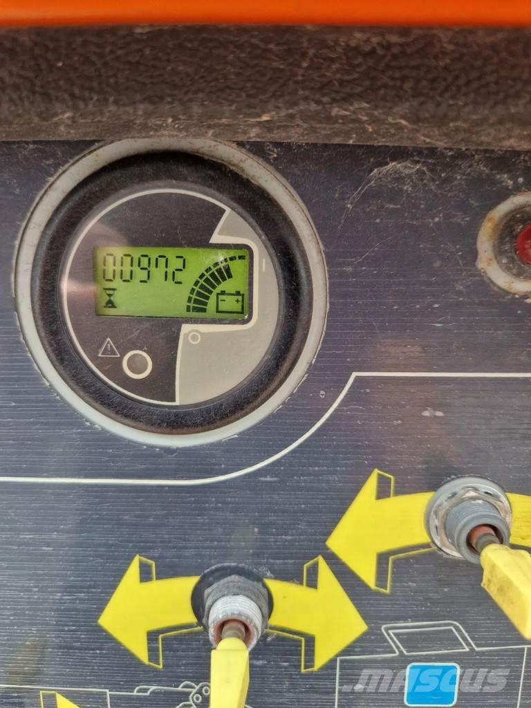 JLG E300AJP Piattaforme a braccio articolato