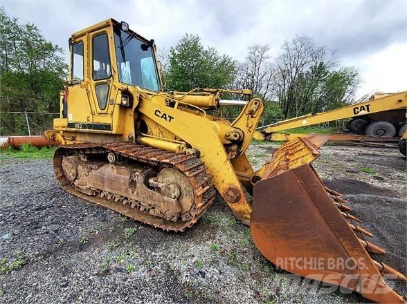 CAT 963 Pale cingolate