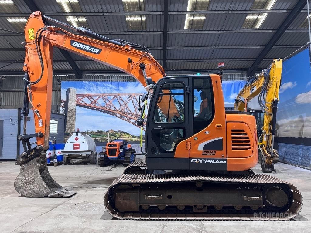 Doosan DX 140 LCR-5 Escavatori cingolati