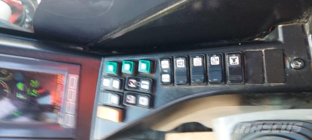 Takeuchi TB 295 W Escavatori gommati