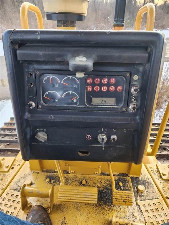 CAT D6M XL Dozer cingolati
