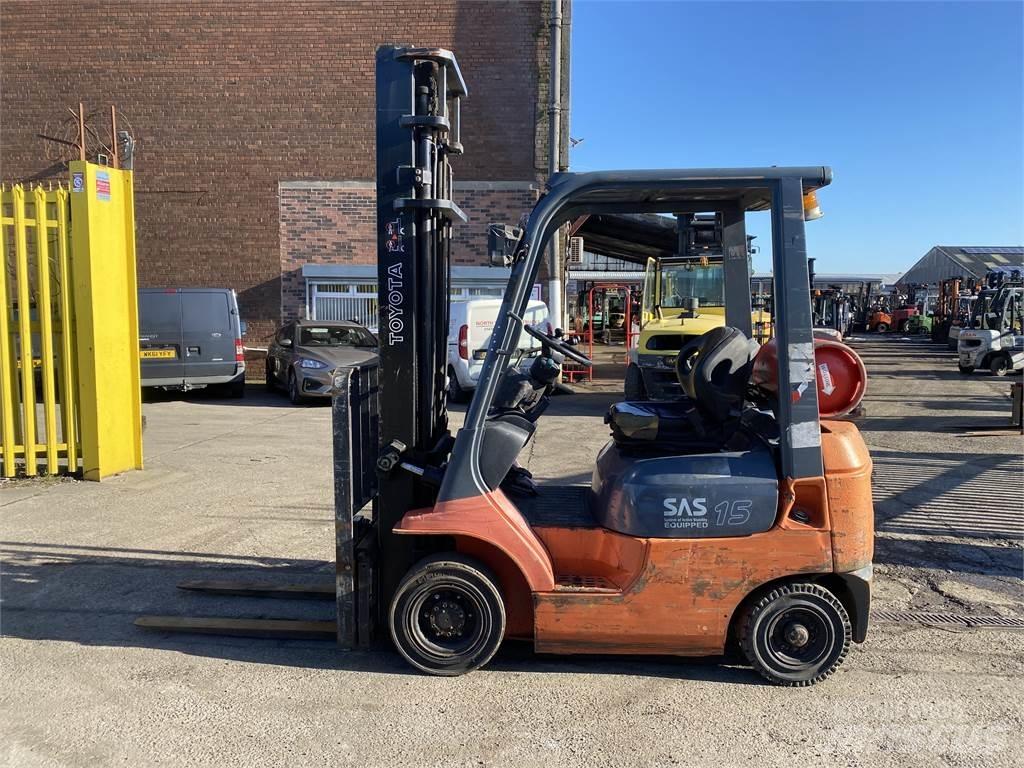 Toyota 42-7FGF15 Carrelli elevatori GPL