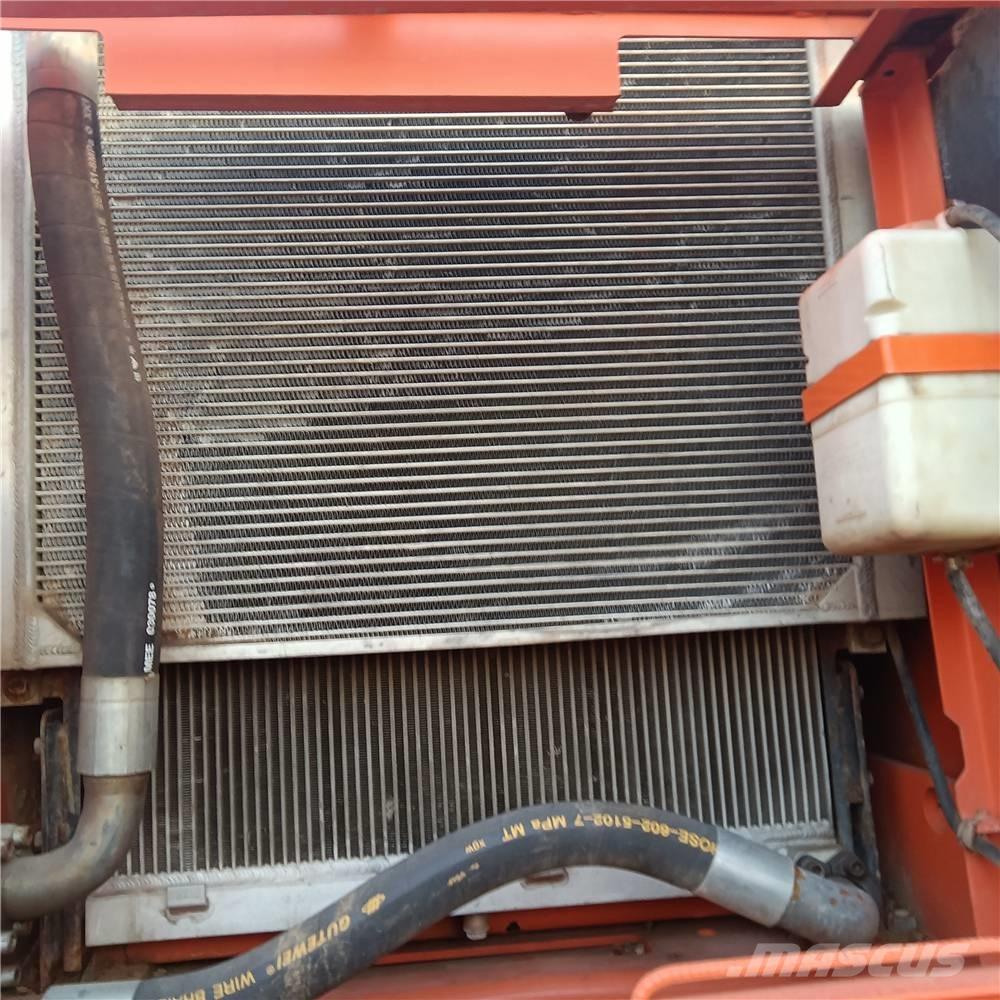 Doosan DH300LC-7 Escavatori cingolati