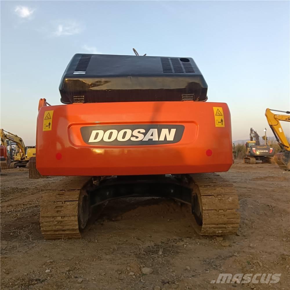 Doosan DH300LC-7 Escavatori cingolati
