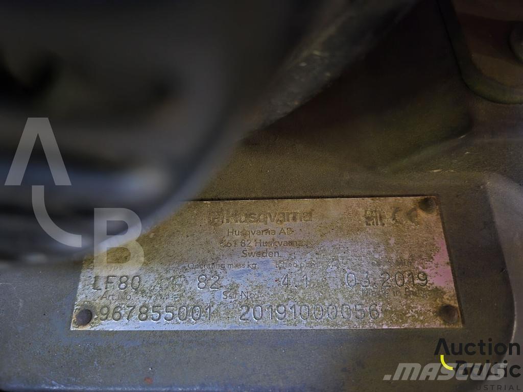 Husqvarna LF80 Vibratori