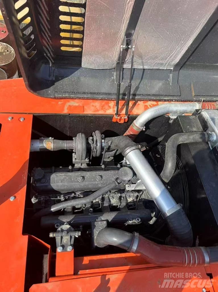 Doosan DX225LC-9C Escavatori cingolati