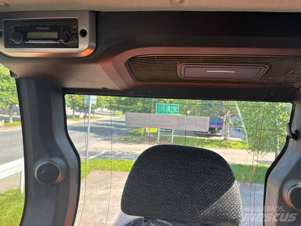 Doosan DX 57 W-5 Escavatori gommati