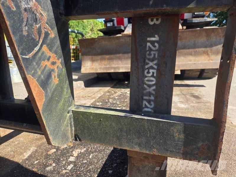 Hitachi Zaxis 140 W Escavatori gommati