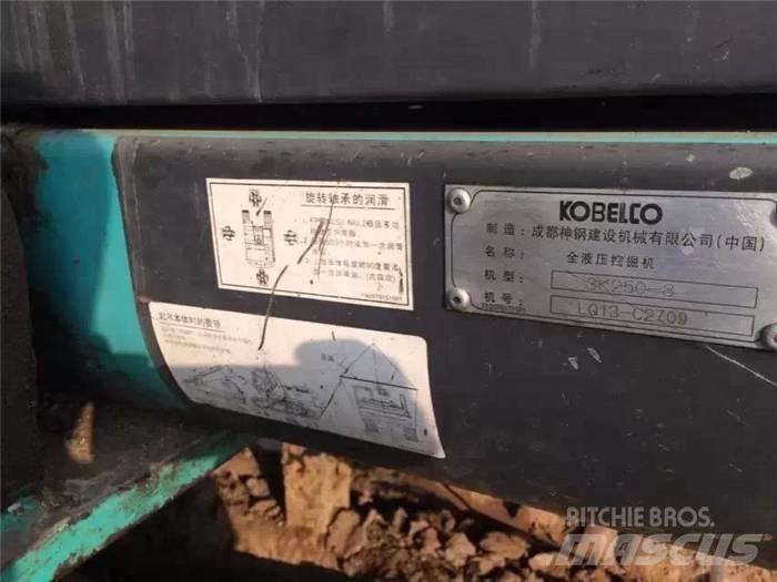 Kobelco SK 250-8 Escavatori cingolati