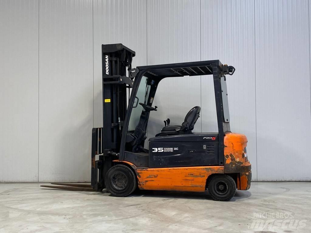 Doosan B35X-5 Carrelli elevatori elettrici