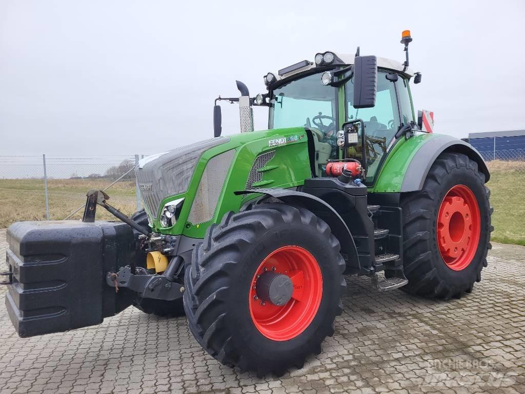 Fendt 828 Vario Trattori