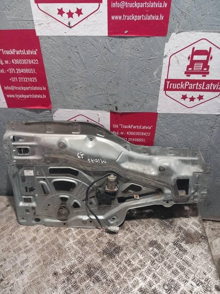 MAN TGA  81626456035 Cabine e interni