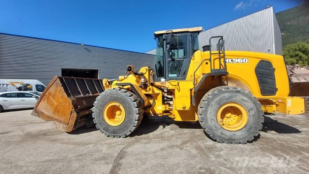 Hyundai HL 960 Pale gommate