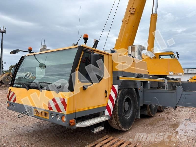 Liebherr LTM1200-5.1 Gru per tutti i terreni