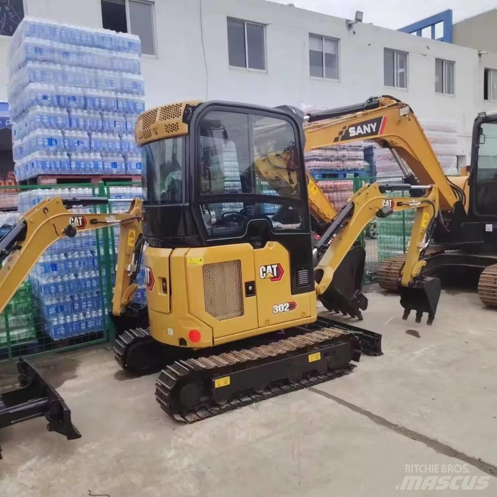 CAT 302 Miniescavatori