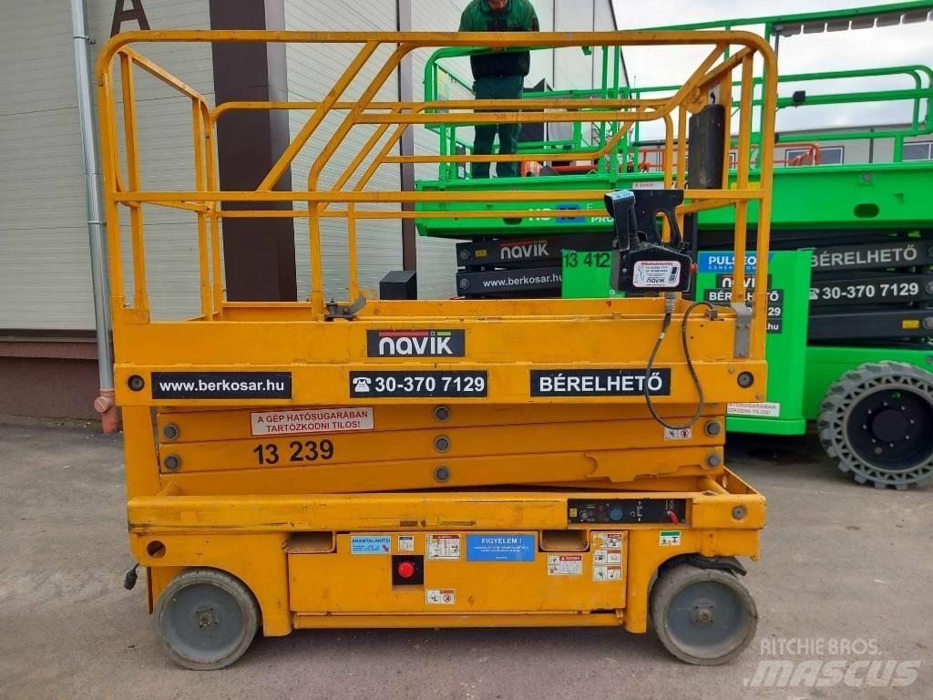 Haulotte Compact 10 Piattaforme a pantografo