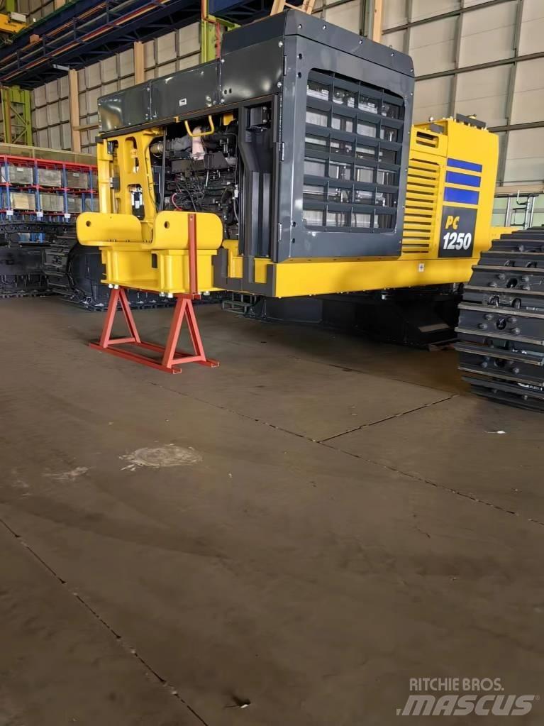 Komatsu 1250 Escavatori cingolati