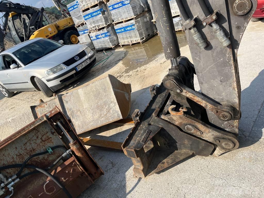 Mecalac 714 MW Escavatori gommati