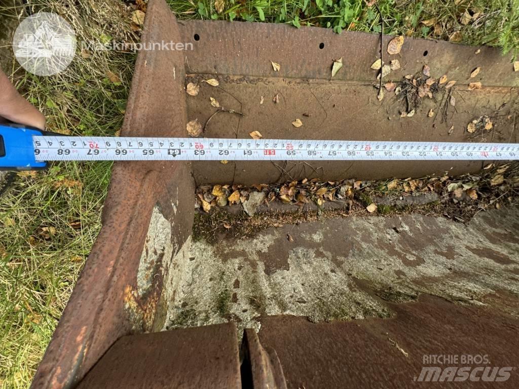 Schaeff SKL 823 Pale gommate