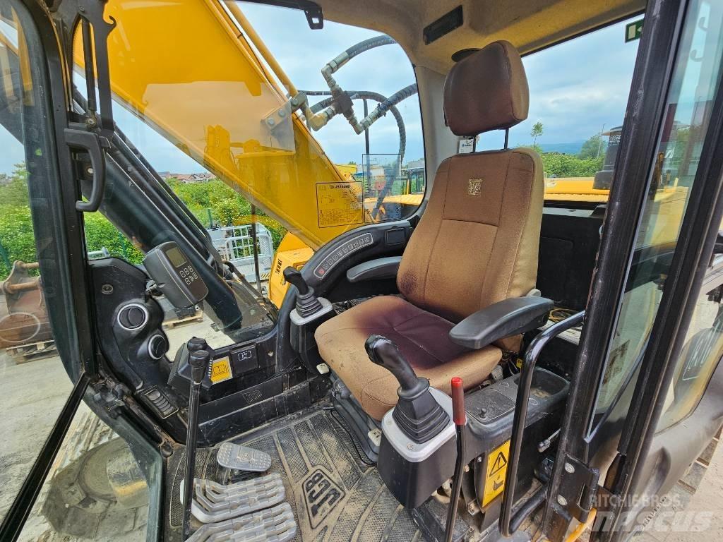 JCB 235 HD Escavatori cingolati
