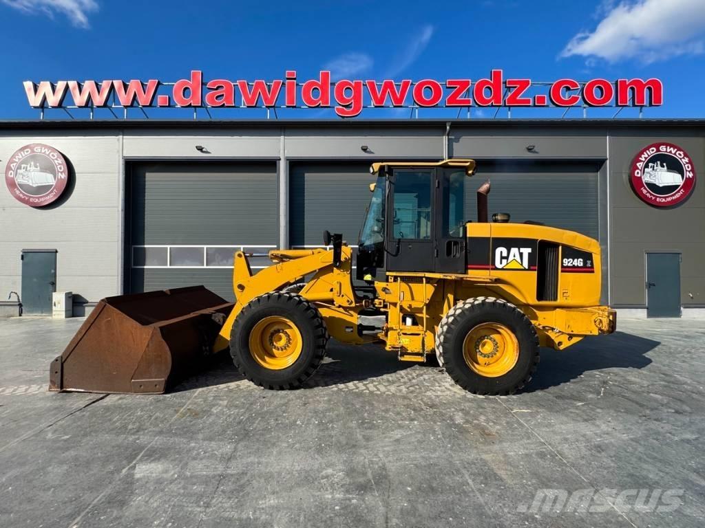 CAT 924 G Pale gommate