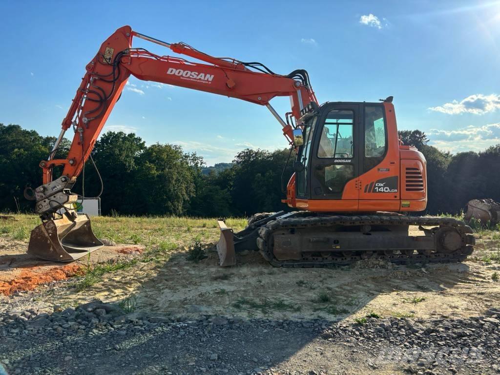 Doosan DX 140 LCR-3 Escavatori cingolati