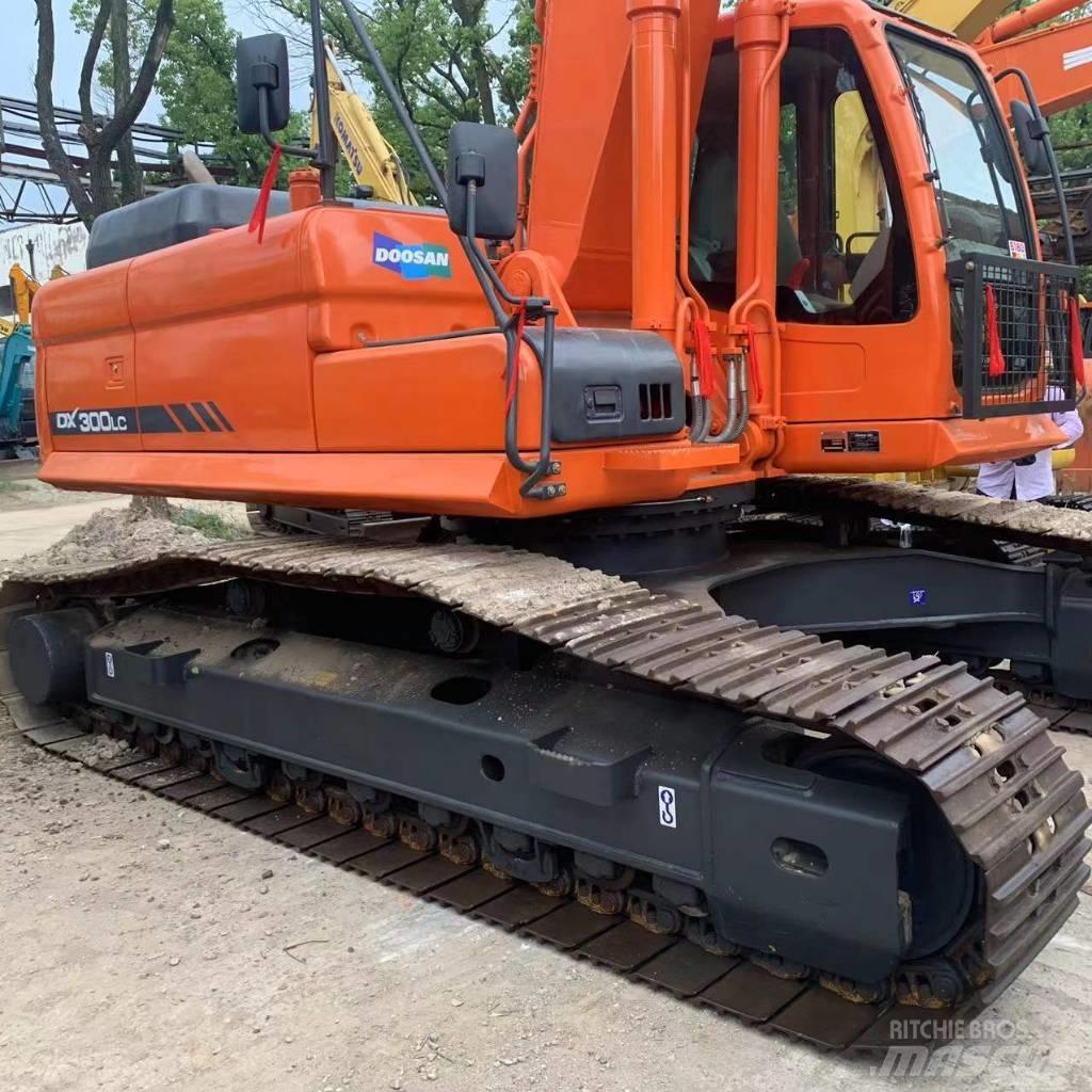 Doosan dx300 Escavatori cingolati