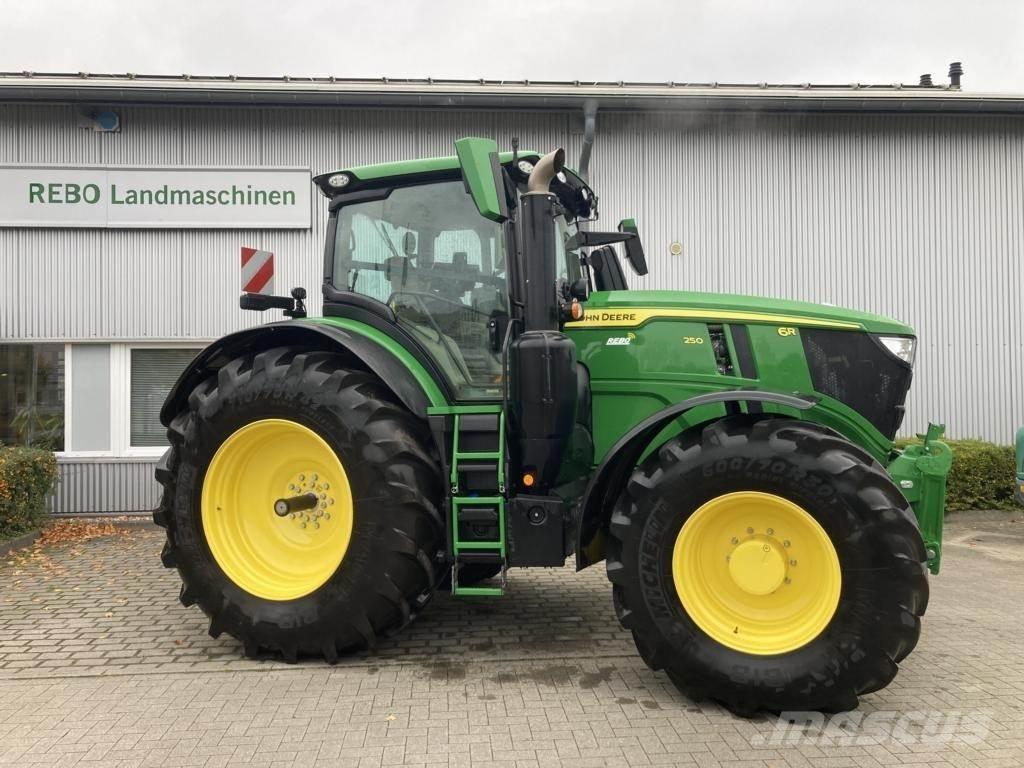 John Deere 6R250 Trattori