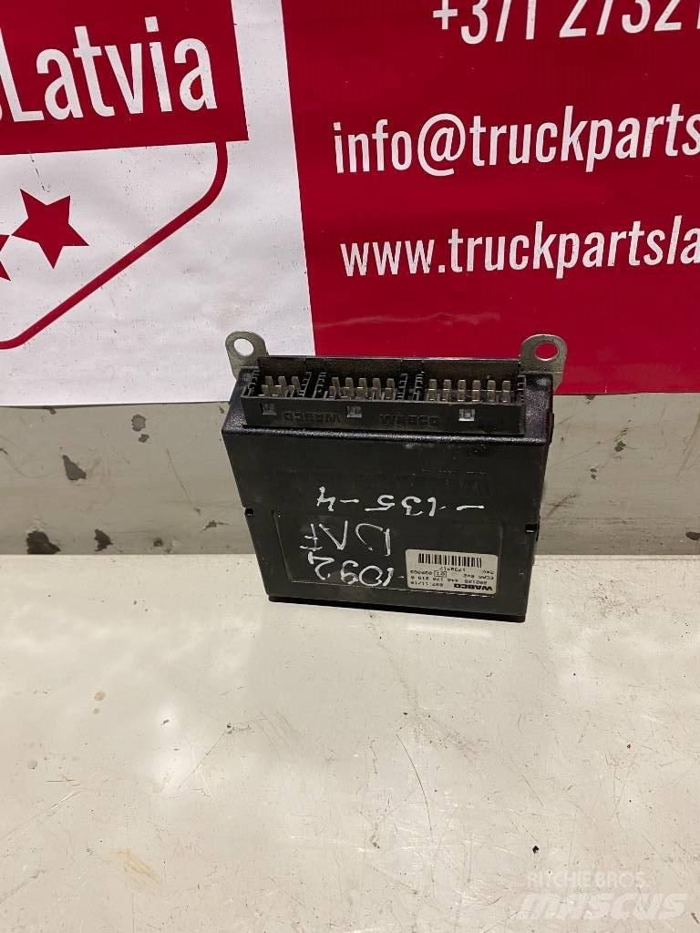 DAF XF 105.  1738717 Componenti elettroniche