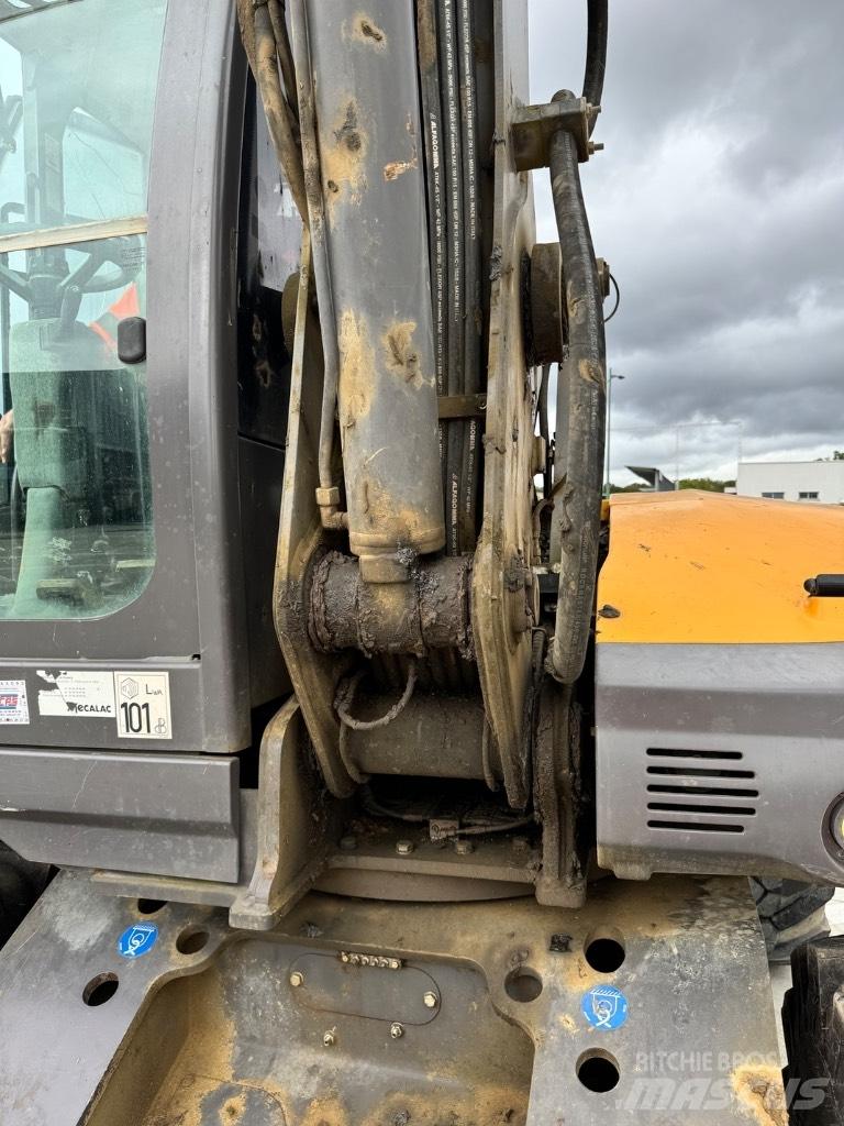Mecalac 12 MTX Escavatori gommati