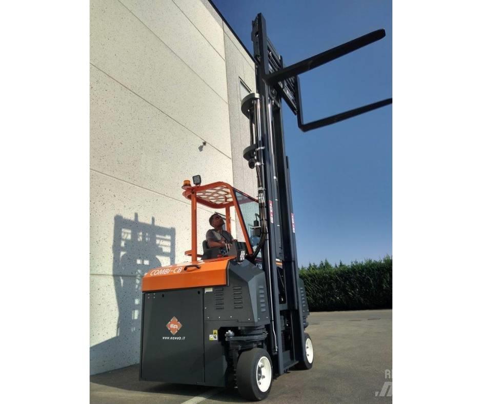 Combilift C3000CBE Elevatore passaggio stretto
