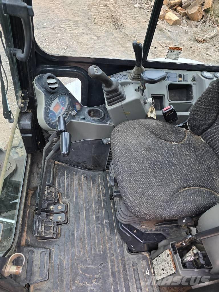 Bobcat E 35 Miniescavatori