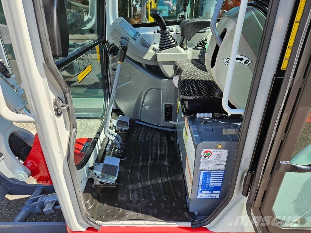 Takeuchi TB 216 Miniescavatori