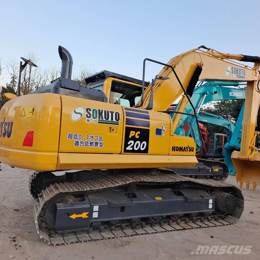 Komatsu PC 200-7 Escavatori cingolati