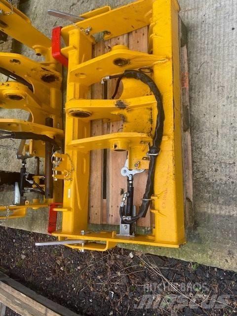 JCB QFIT HEADSTOCK Altri macchinari per caricamento e scavo