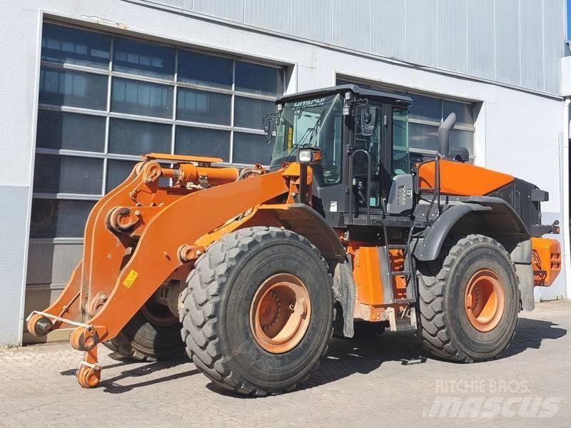 Hitachi ZW 310-6 Pale gommate