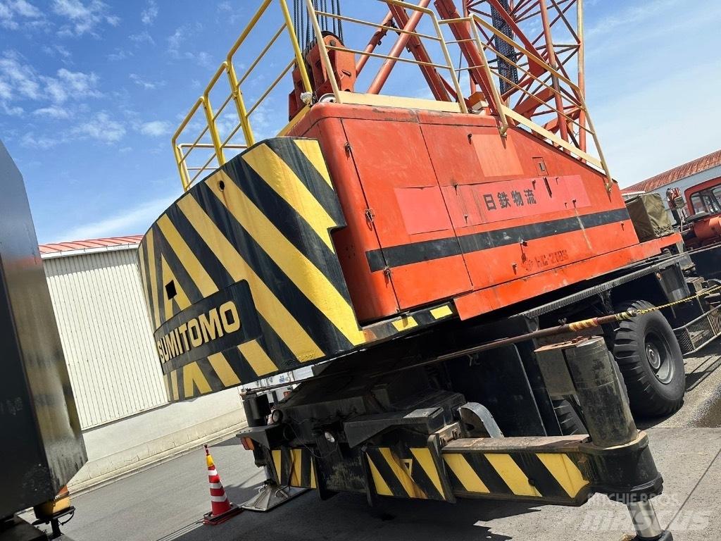 Sumitomo HC-218S Gru cingolate