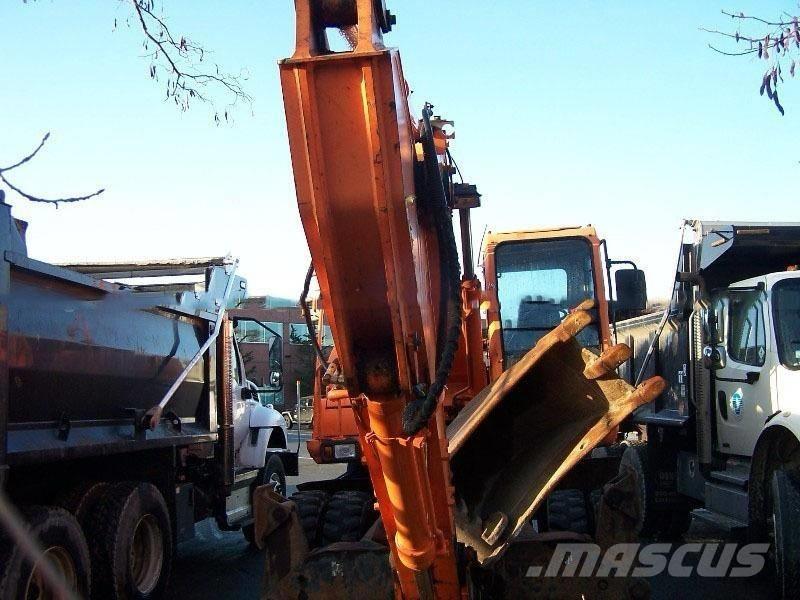 Daewoo S180W Escavatori gommati