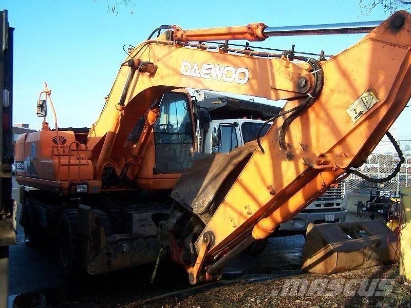Daewoo S180W Escavatori gommati