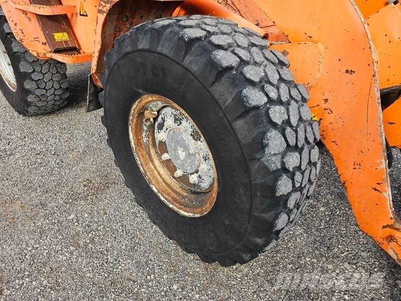 Volvo L 30 B Pale gommate