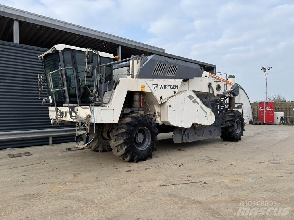 Wirtgen WR 240I Riciclatori d'asfalto