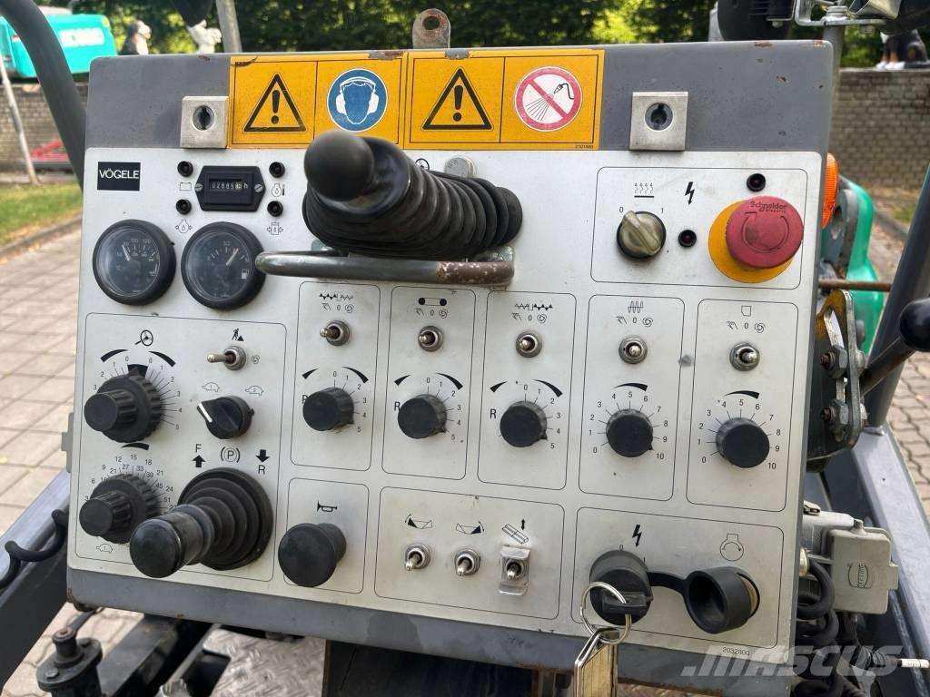 Vögele Super 800 Finitrici