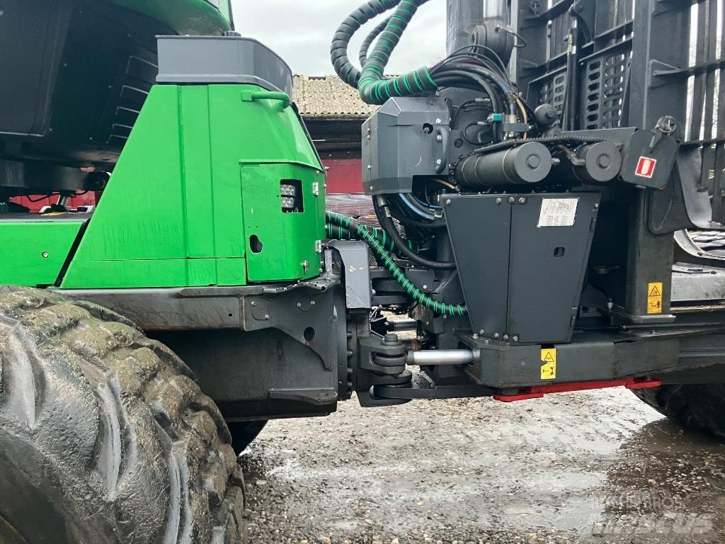 John Deere 1910G Forwarder