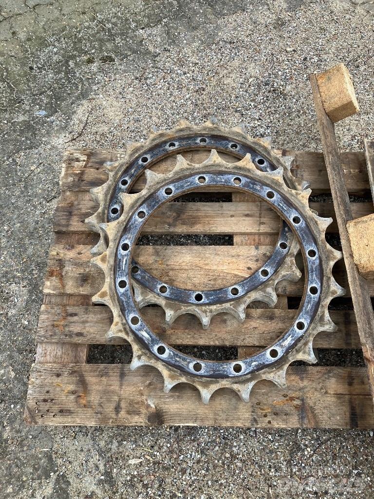 CAT 326 Escavatori cingolati