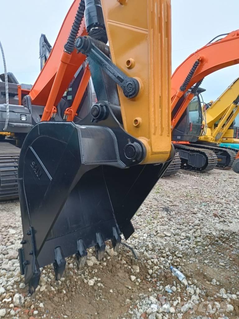 Sany SY235 Escavatori cingolati
